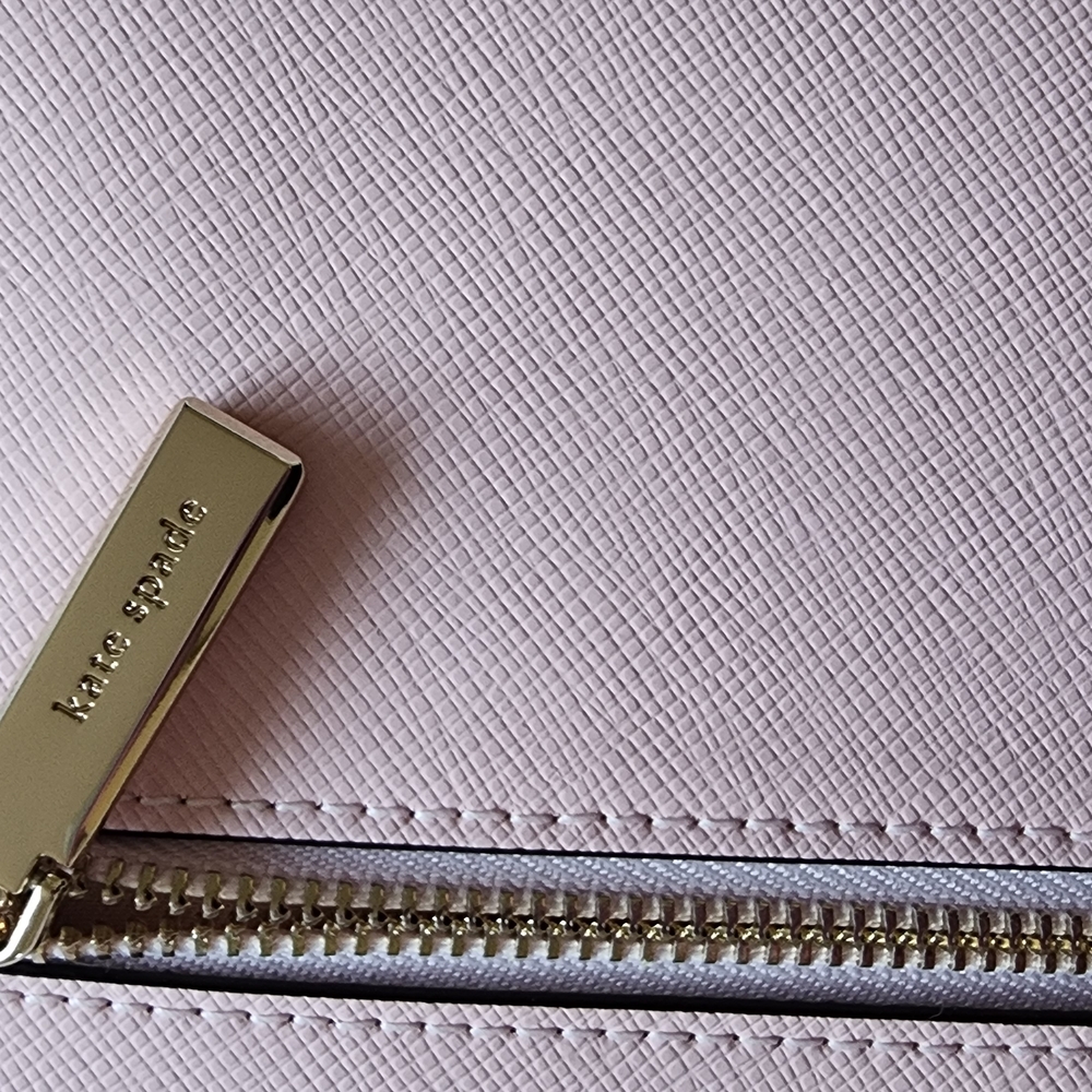 Kate Spade Lucy Medium Zip Around Wristlet